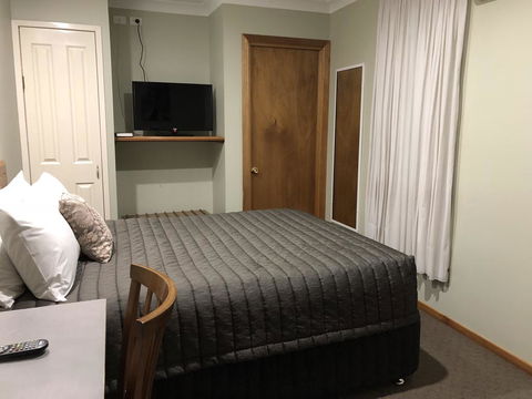 Roydons Motor Inn - Accommodation Nelson Bay 3