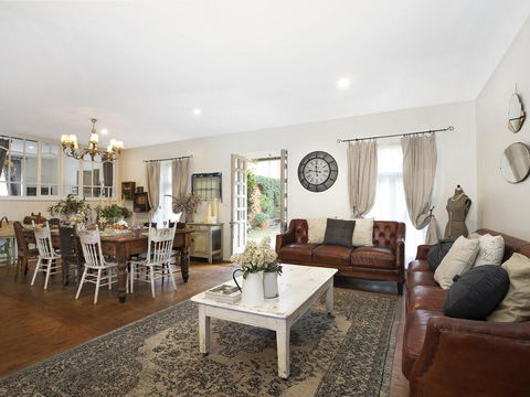 Saint Eloi - La Maison - Accommodation Nelson Bay 1