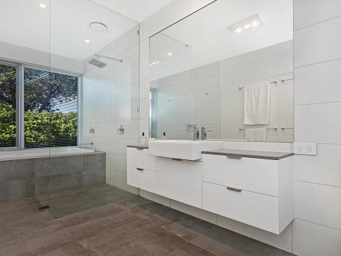 Saltwater Lodge - Accommodation Nelson Bay 3