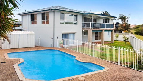 Saltwater Manor - Accommodation Nelson Bay 0