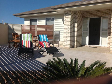 SALTY PAUSE @ BONDI HOUSE - Accommodation Nelson Bay 3