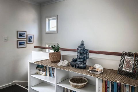 Samphire Beach House - Accommodation Nelson Bay 3