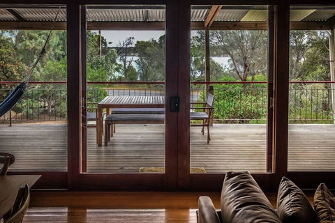 Samphire Beach House - Accommodation Nelson Bay 0