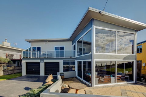 Sandy Cove - Accommodation Nelson Bay 1