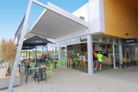 Santai Retreat Luxury One Bedroom - Accommodation Nelson Bay 3