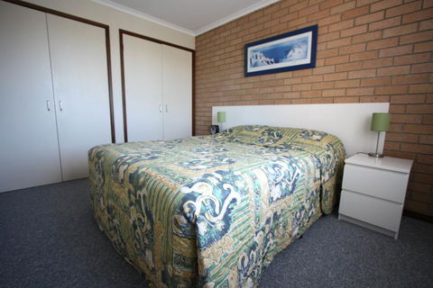 Sapphire Court - Accommodation Nelson Bay 3