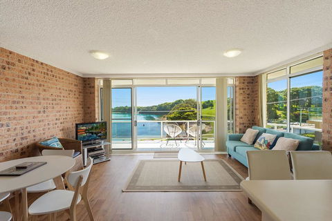 Sapphire Waters Unit 2 - Accommodation Nelson Bay 1