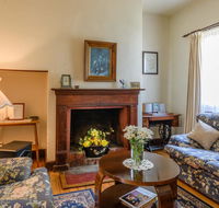 Sargeants  Armoury Cottages 1823 - Accommodation Nelson Bay