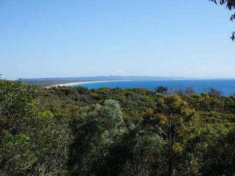 Scribbly Gums - Rainbow Beach, Ocean-front Spacious Home With Pool - Accommodation Nelson Bay 1