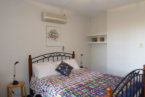 Sea Banksia - Accommodation Nelson Bay 2