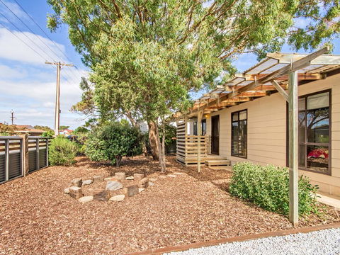 Sea Devine - Accommodation Nelson Bay 0