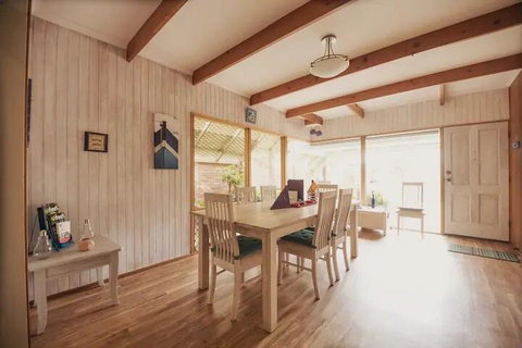 Sea J's, Brighton - Nelsons Bay Accommodation 1