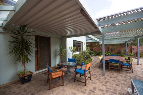 Sea J's, Brighton - Nelsons Bay Accommodation 0