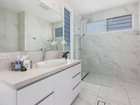 SEA SHELLS ON SEASIDE - Accommodation Nelson Bay 2