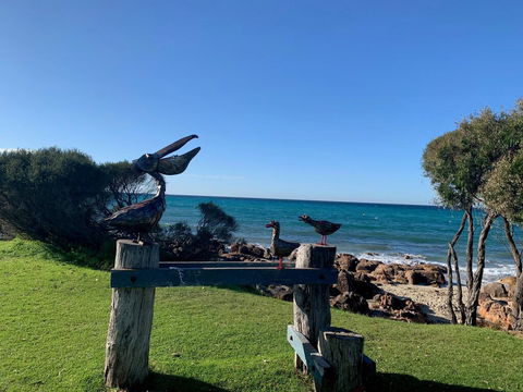 Seabreeze House - So Close To The Beach - Nelsons Bay Accommodation 2