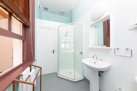 Seal Rocks Lighthouse Cottages - Accommodation Nelson Bay 2