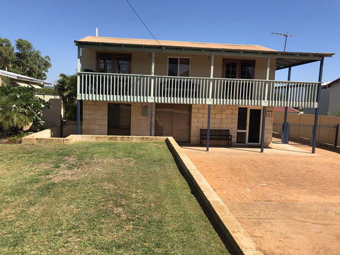 Seashells Holiday House - Kalbarri - Accommodation Nelson Bay 1