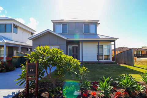 Seaside Escape - Accommodation Nelson Bay 1