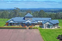 Sensational Heights Bed  Breakfast