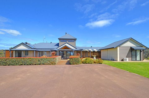 Sensational Heights Bed & Breakfast - Accommodation Nelson Bay 1