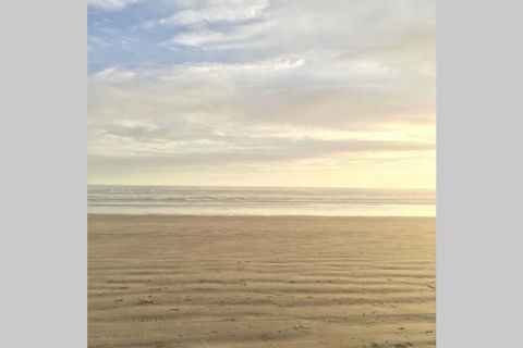 Sensational Ocean Views Only 200m Goolwa Beach - Accommodation Nelson Bay 3