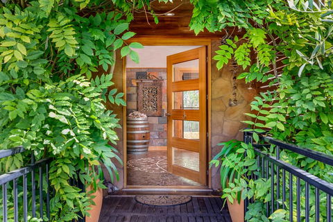 Serena House - Accommodation Nelson Bay 1