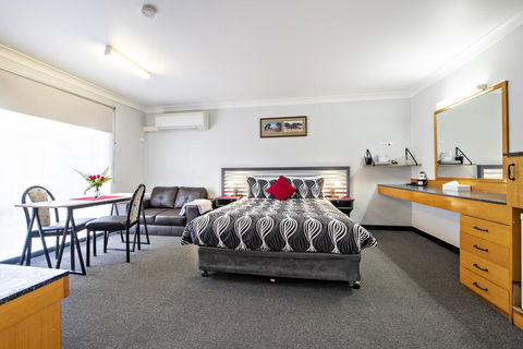 Shearing Shed Motor Inn - Accommodation Nelson Bay 3
