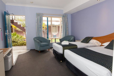 Shellharbour Village Motel - Nelsons Bay Accommodation 2