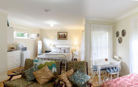 Shelton-Lea Bed & Breakfast - Accommodation Nelson Bay 3