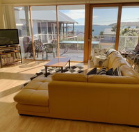 Sheoak Holiday Home - Accommodation Nelson Bay