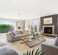 Shepherd's Lea - the best of town and country - Accommodation Nelson Bay