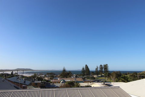 Shiloh Holiday House, 14 East Street - Accommodation Nelson Bay 0