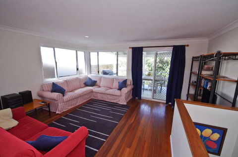 Shiloh Holiday House, 14 East Street - Accommodation Nelson Bay 2