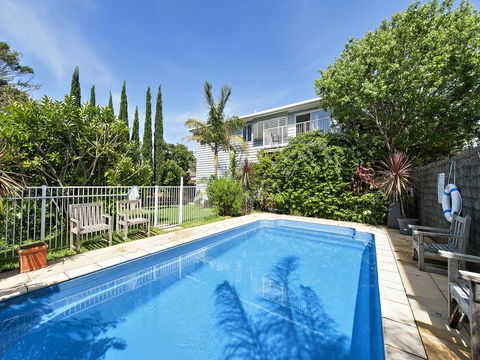 SHOAL BAY RIGGERS - Accommodation Nelson Bay 0