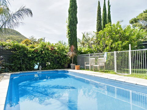 SHOAL BAY RIGGERS - Accommodation Nelson Bay 1