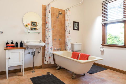 Sidneys Retreat - Accommodation Nelson Bay 2