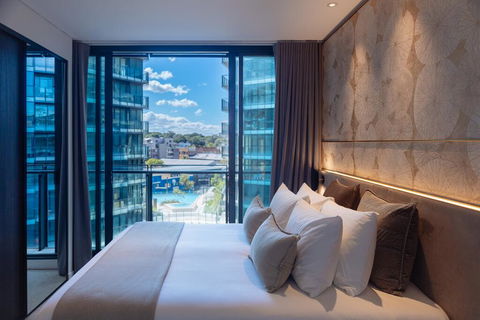 SKYE Suites Green Square - Accommodation Nelson Bay 2