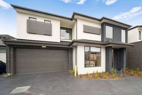 Sleek, Modern Capel Sound! - Accommodation Nelson Bay 2