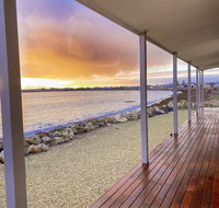 Smart Beach House  Pelican Point - Nelson Bay Accommodation.com