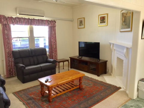 Smith Street Cottage Naracoorte - Accommodation Nelson Bay 2