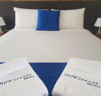 Snow Season Motor Inn - Accommodation Nelson Bay