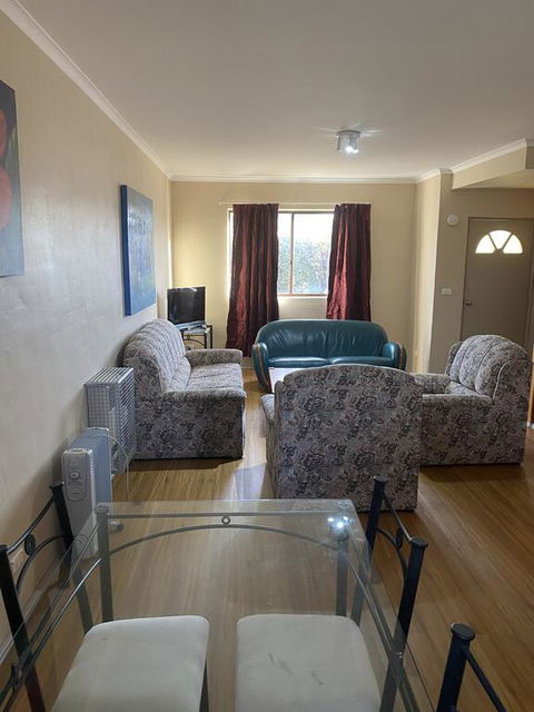 Snowgate Motel + Apartments - Accommodation Nelson Bay 1