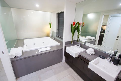 Solitudes Studio @ Sea Temple - Accommodation Nelson Bay 2