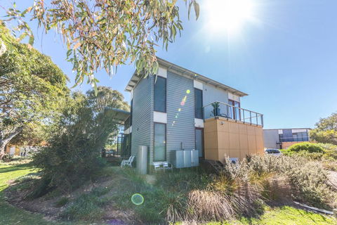 South Shores Villa 22 - South Shores - Accommodation Nelson Bay 1