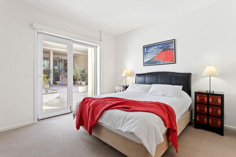 Southbound@theWharf - Accommodation Nelson Bay 3