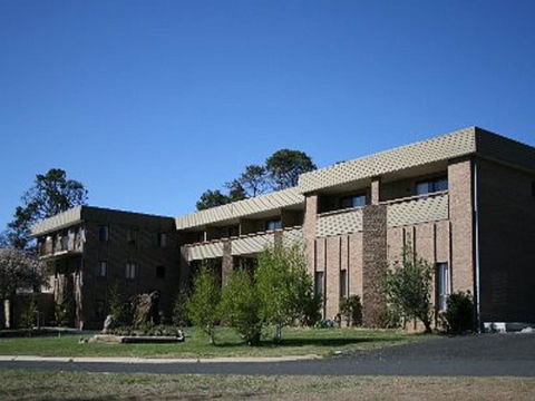 Southern Cross Motor Inn & Tourist Park - Accommodation Nelson Bay 0