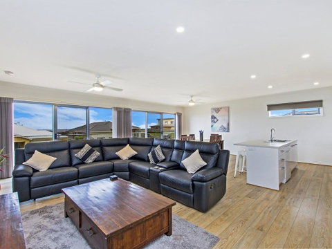Southern Horizon - Accommodation Nelson Bay 2