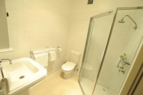 Sovereign Hill Hotel - Accommodation Nelson Bay 3