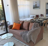 SpaciousCozy 1 bedroom  1 bathroom Zetland APT - Accommodation Nelson Bay