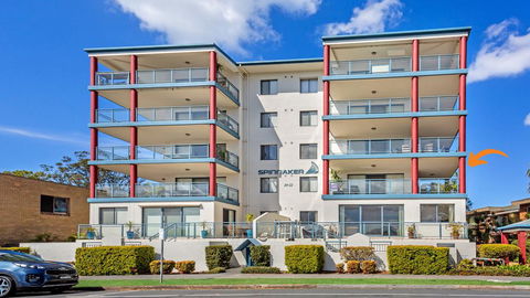 Spinnaker 102 - On The Lake! - Accommodation Nelson Bay 0